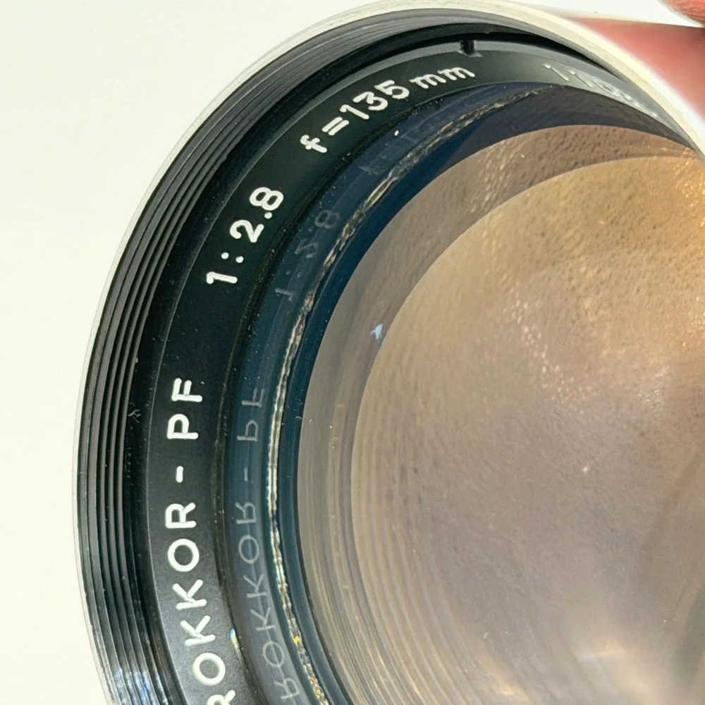 Minolta MC Tele Rokkor-PF 135mm f2.8 Lens with Hood and Case Vintage Japan